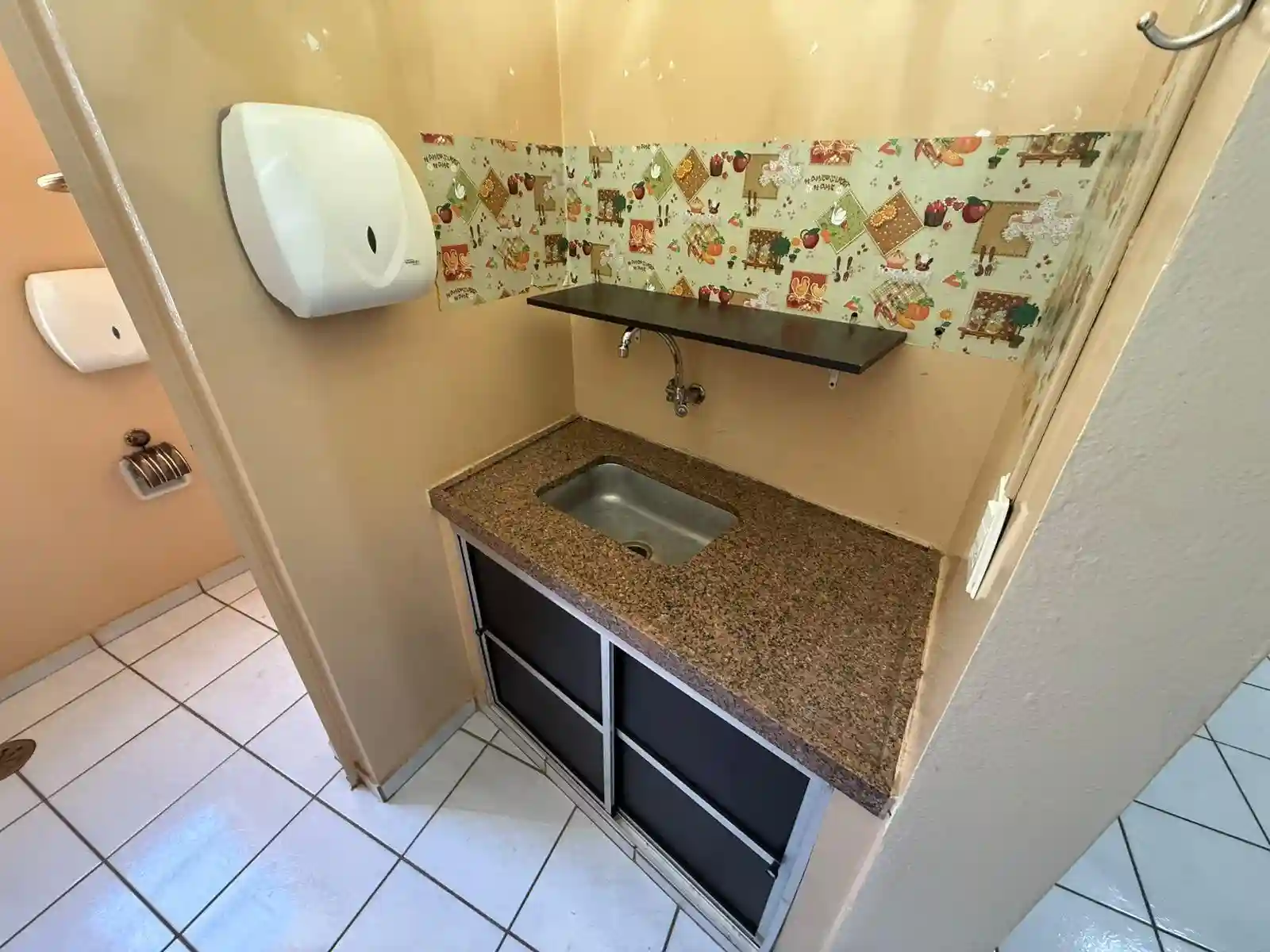 Conjunto Comercial / Sala para aluguel, 56m² — foto 11 de 17