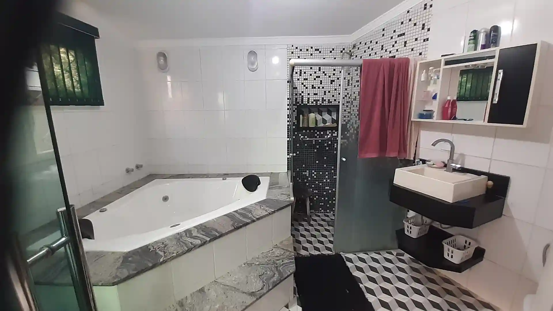 Casa com 3 quartos à venda, 312m² — foto 10 de 21