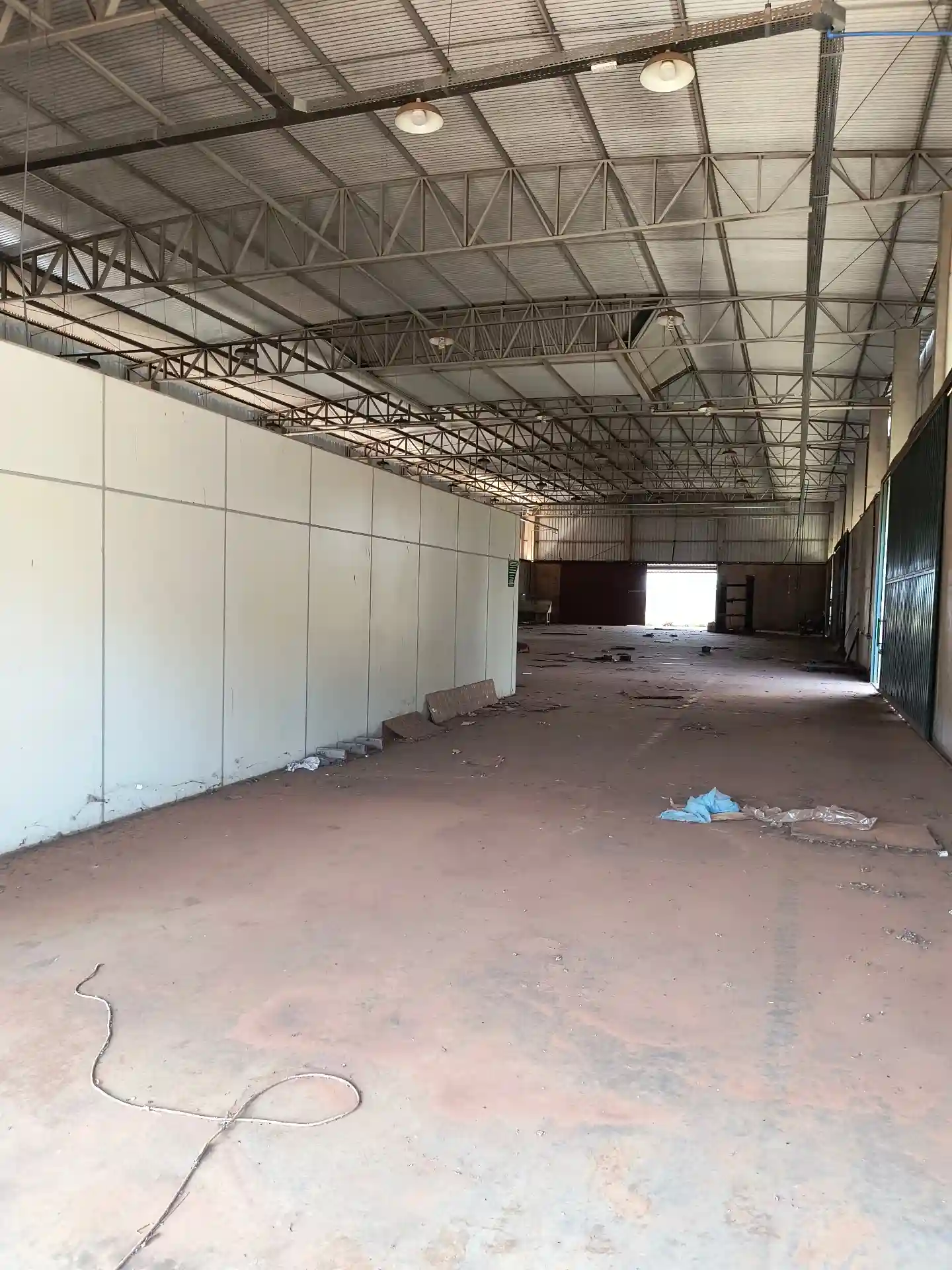 Galpão / Depósito / Armazém  para aluguel, 2694m² — foto 3 de 4