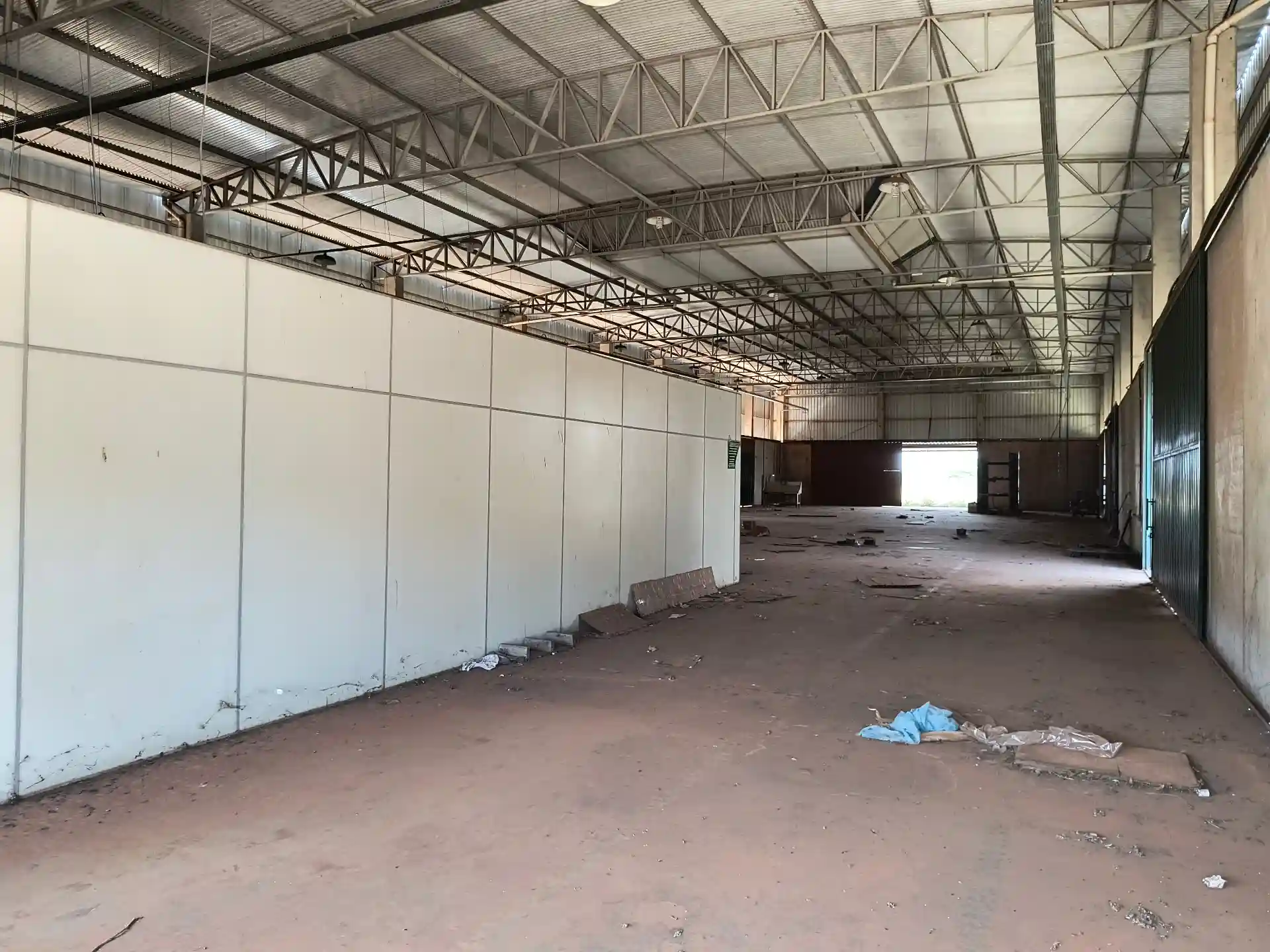 Galpão / Depósito / Armazém  para aluguel, 2694m² — foto 4 de 4