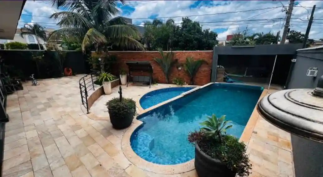 Casa de Condomínio com 3 quartos à venda, 729m² — foto 3 de 22
