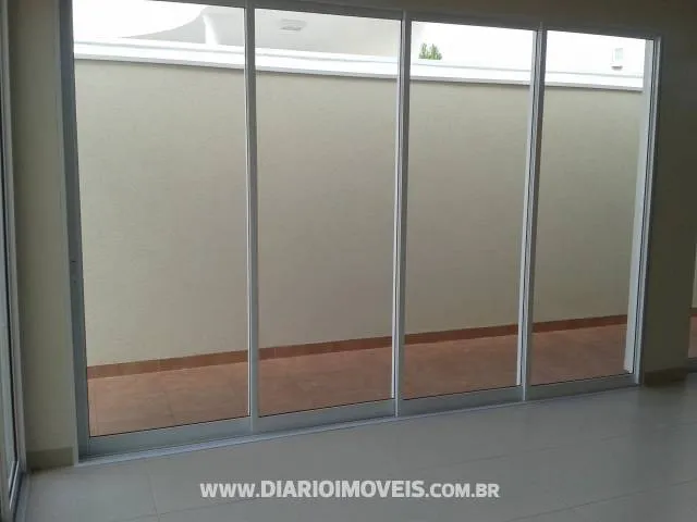 Casa de Condomínio à venda — foto 2 de 4