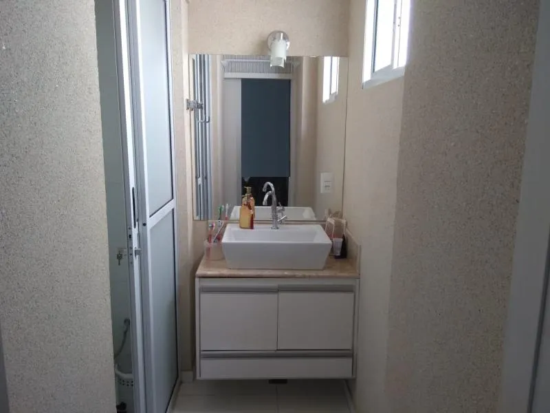 Casa à venda — foto 2 de 8