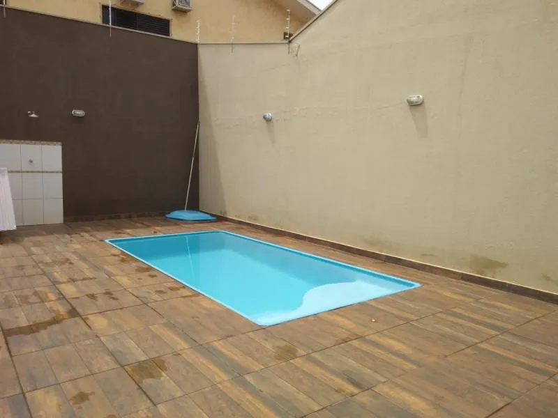 Casa à venda — foto 5 de 8