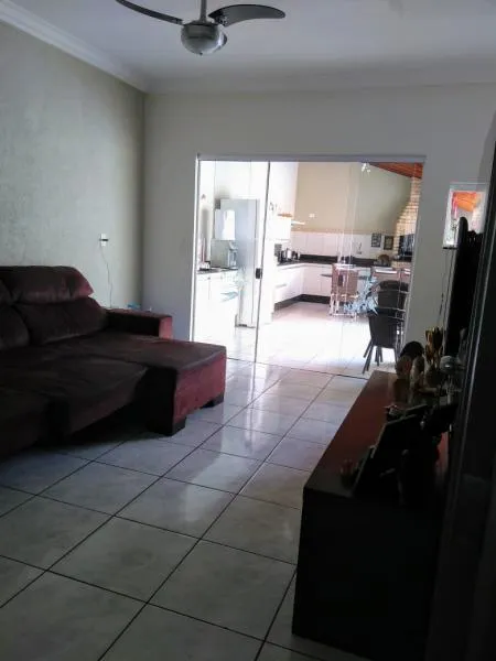 Casa à venda — foto 8 de 8