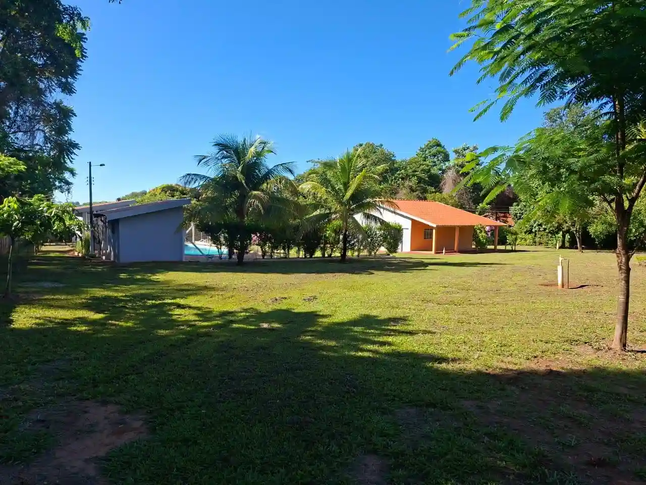 Fazenda / Sítio / Chácara com 2 quartos para aluguel, 5000m² — foto 1 de 16