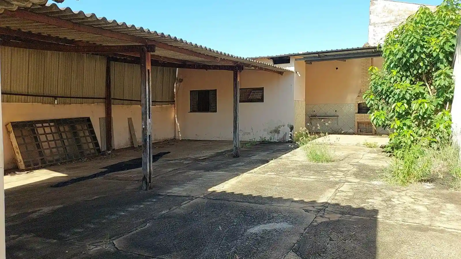 Casa com 2 quartos à venda, 120m² — foto 1 de 7