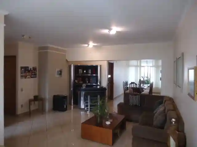 Apartamento à venda — foto 1 de 32