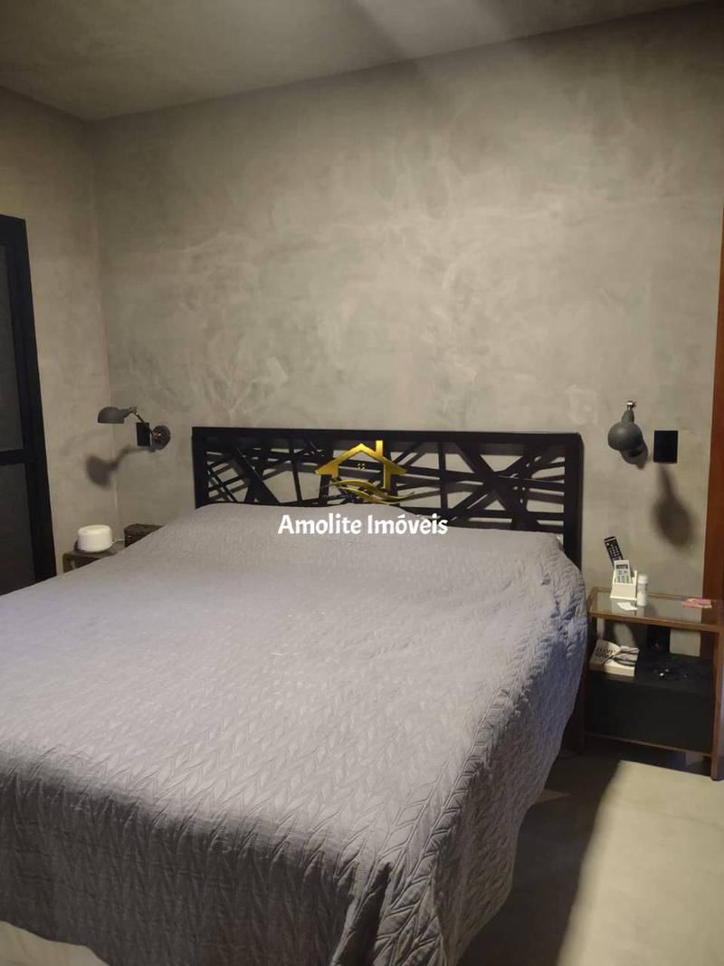 Casa de Condomínio com 4 quartos à venda, 240m² — foto 11 de 17
