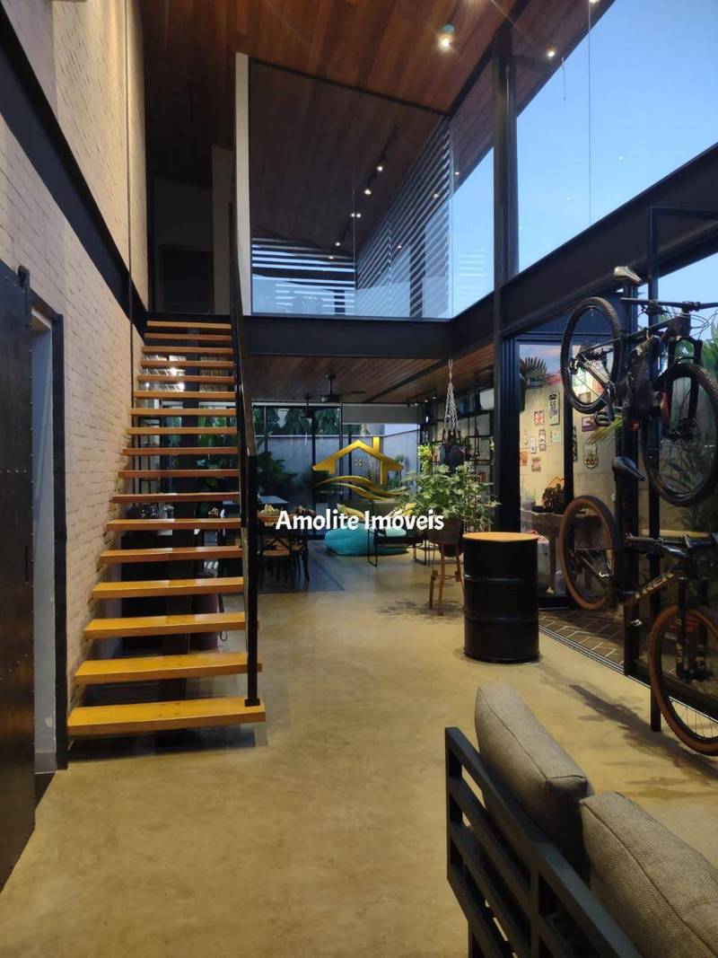 Casa de Condomínio com 4 quartos à venda, 240m² — foto 12 de 17