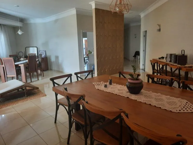 Casa com 4 quartos à venda, 463m² — foto 10 de 18