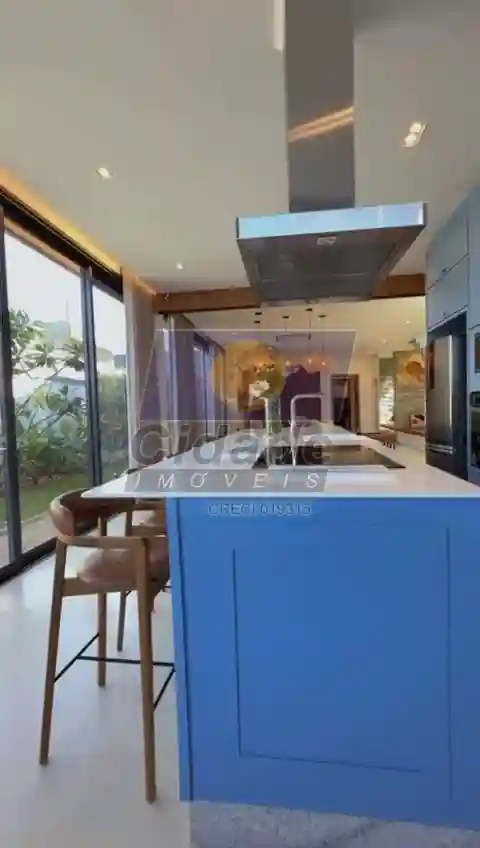 Casa de Condomínio com 3 quartos à venda, 317m² — foto 11 de 14