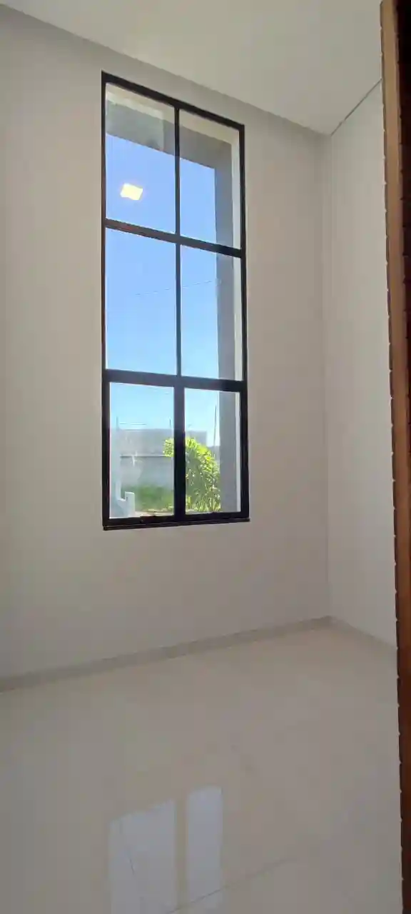 Casa de Condomínio com 3 quartos à venda, 253m² — foto 8 de 17