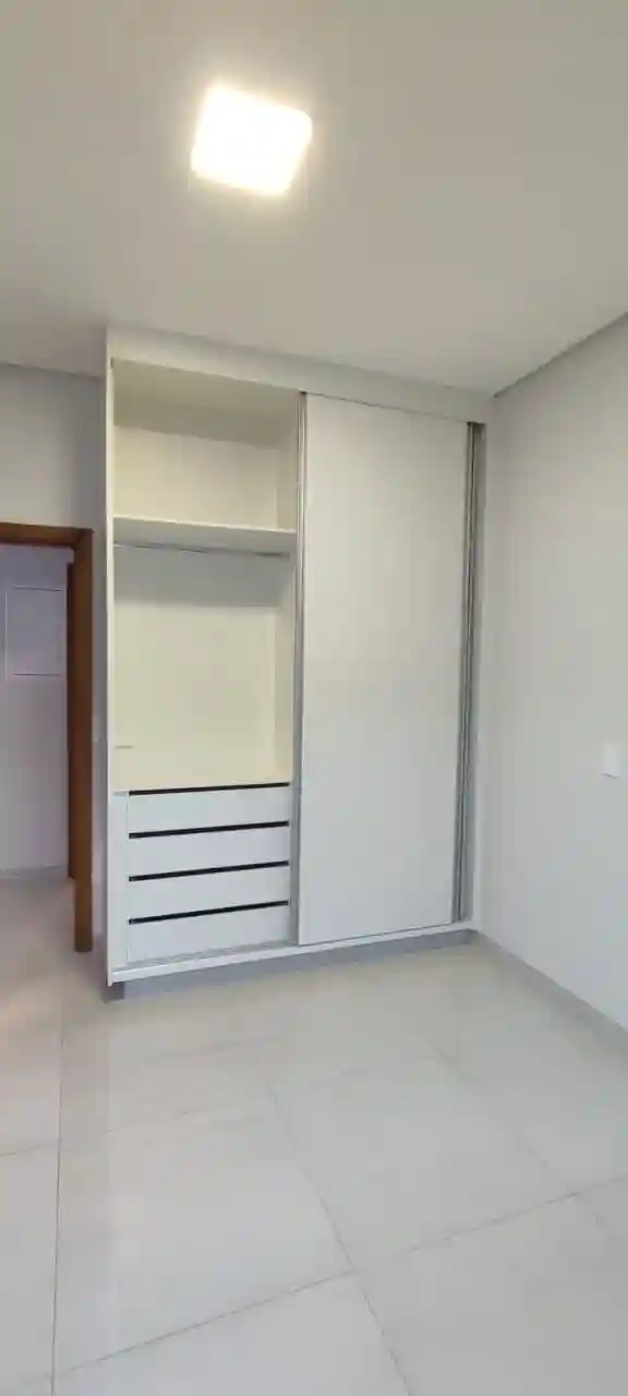Casa de Condomínio com 3 quartos à venda, 253m² — foto 7 de 17
