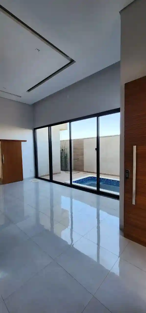 Casa de Condomínio com 3 quartos à venda, 253m² — foto 15 de 17