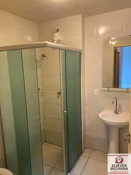 Apartamento com 2 quartos à venda, 60m² — foto 2 de 8