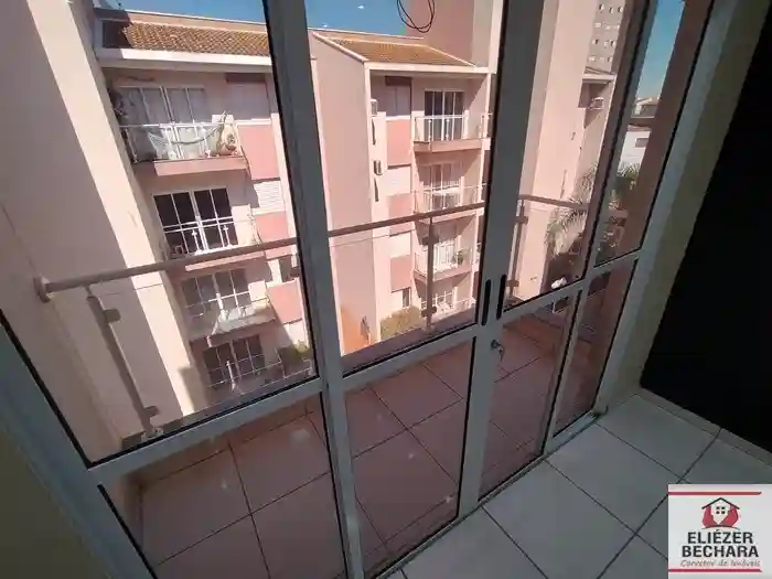 Apartamento com 2 quartos à venda, 60m² — foto 2 de 33