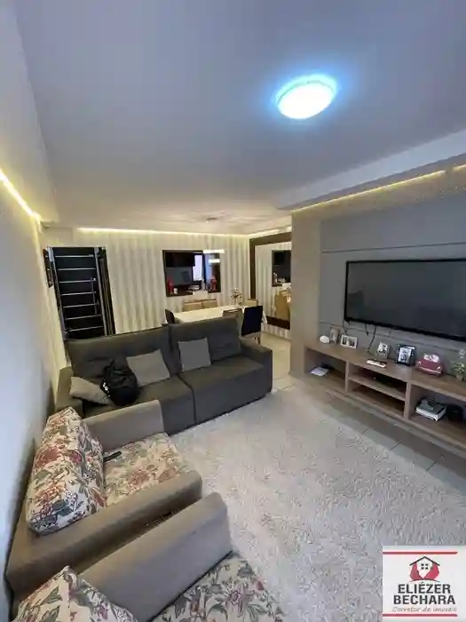 Apartamento com 3 quartos à venda, 95m² — foto 2 de 22