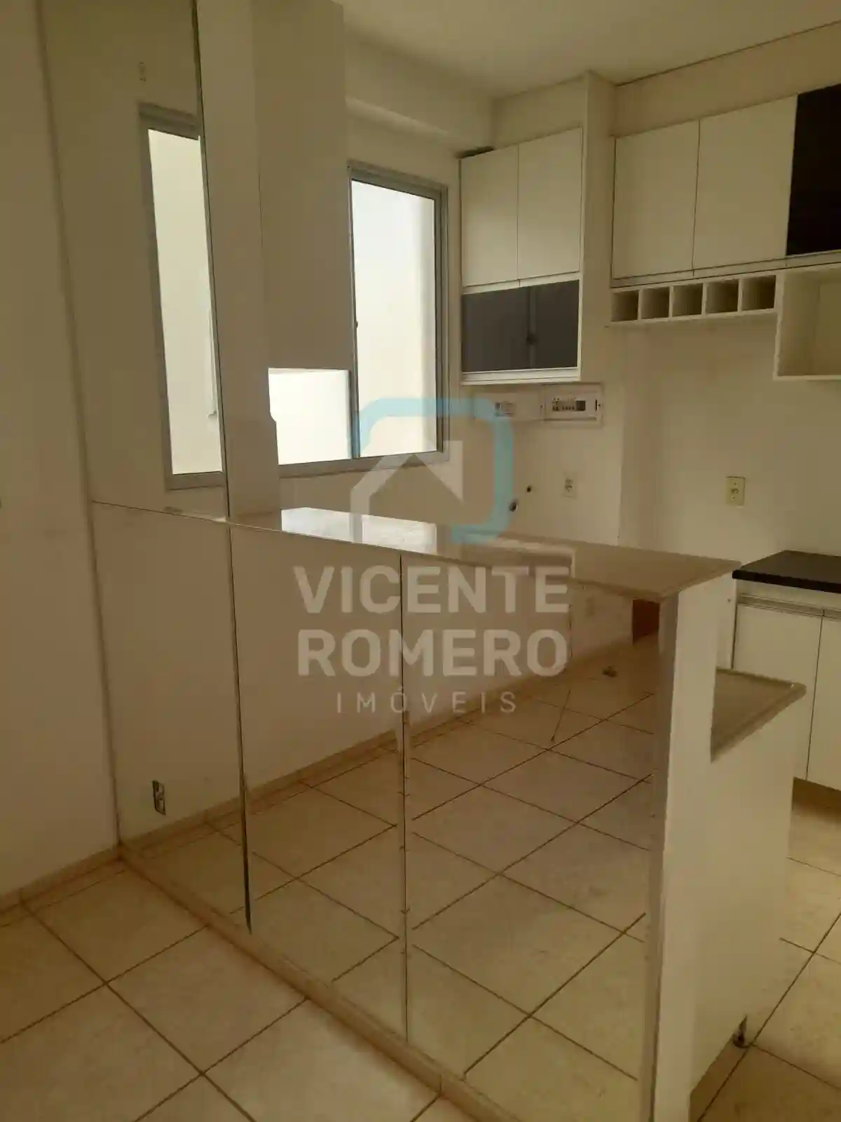 Apartamento com 2 quartos à venda, 46m² — foto 2 de 9