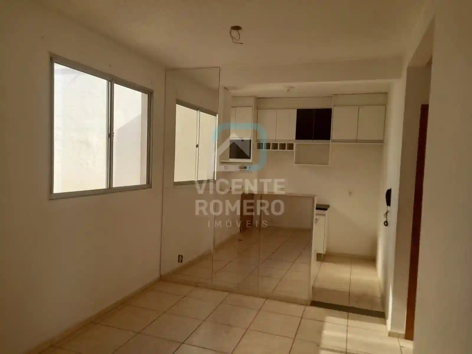Apartamento com 2 quartos à venda, 46m² — foto 1 de 9