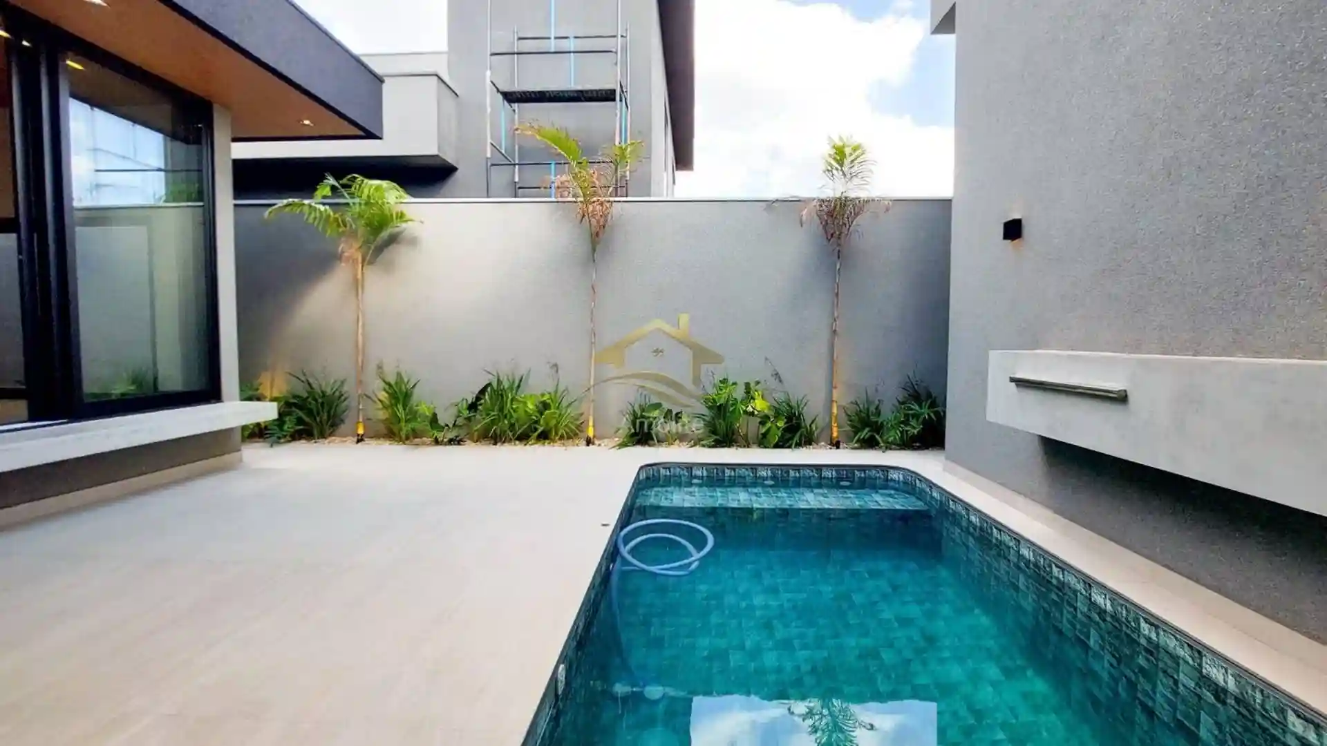 Casa de Condomínio com 3 quartos à venda, 230m² — foto 16 de 52