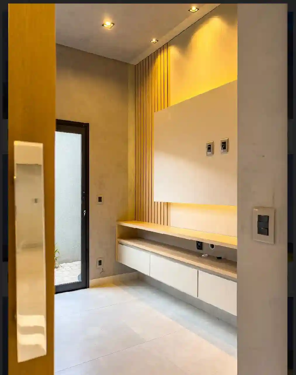 Casa de Condomínio com 3 quartos à venda, 165m² — foto 3 de 10