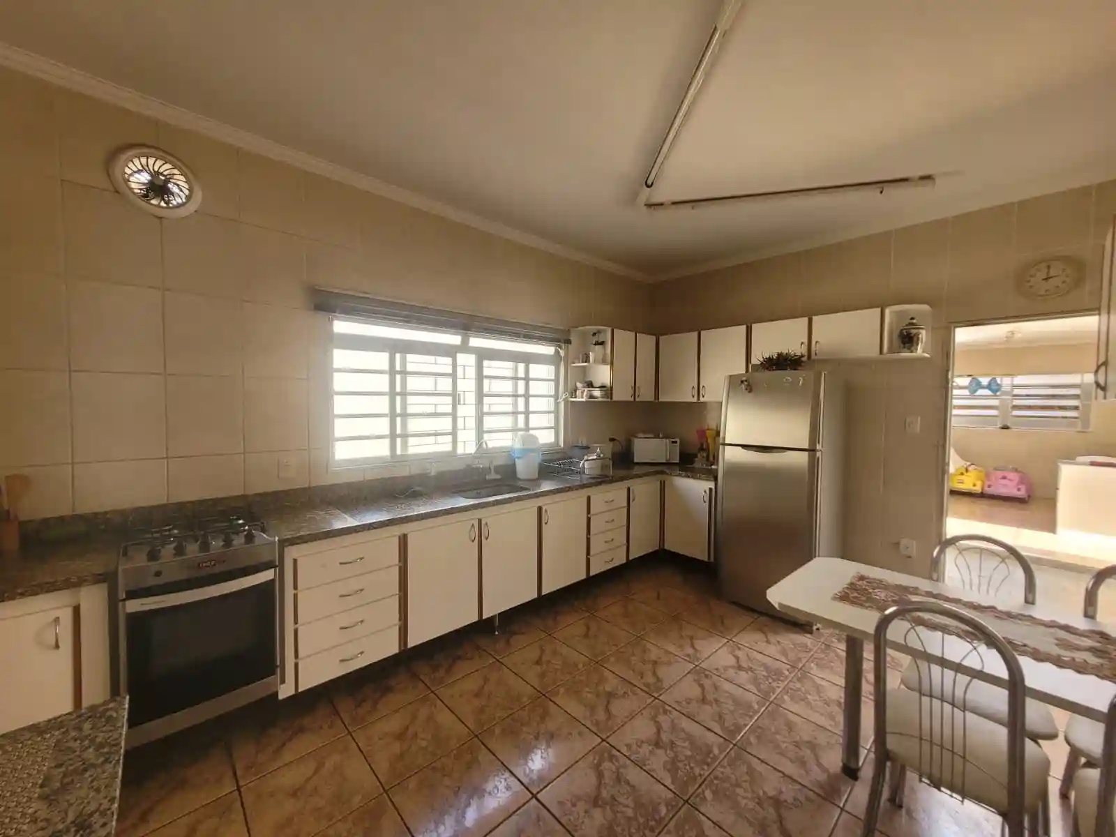 Casa com 3 quartos à venda, 560m² — foto 7 de 7