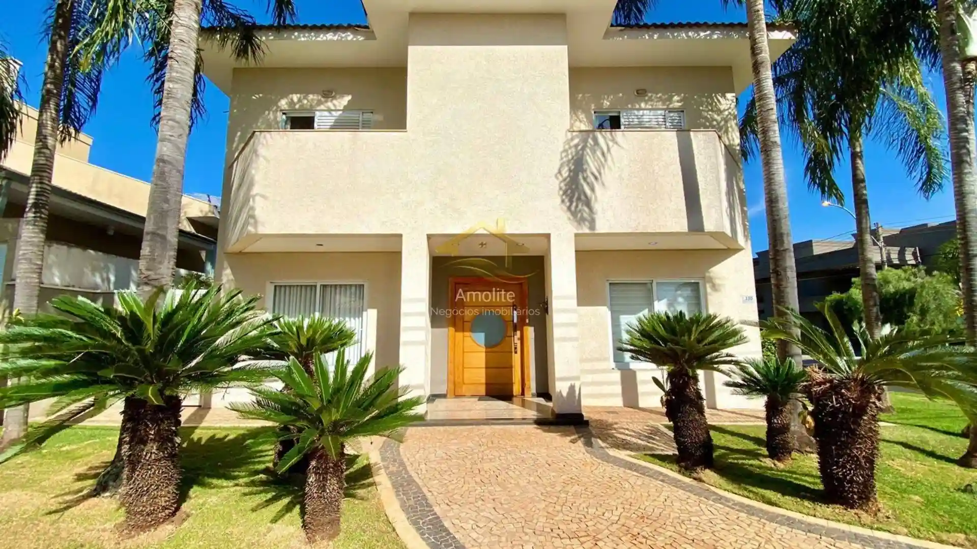 Casa de Condomínio com 4 quartos à venda, 360m² — foto 2 de 60