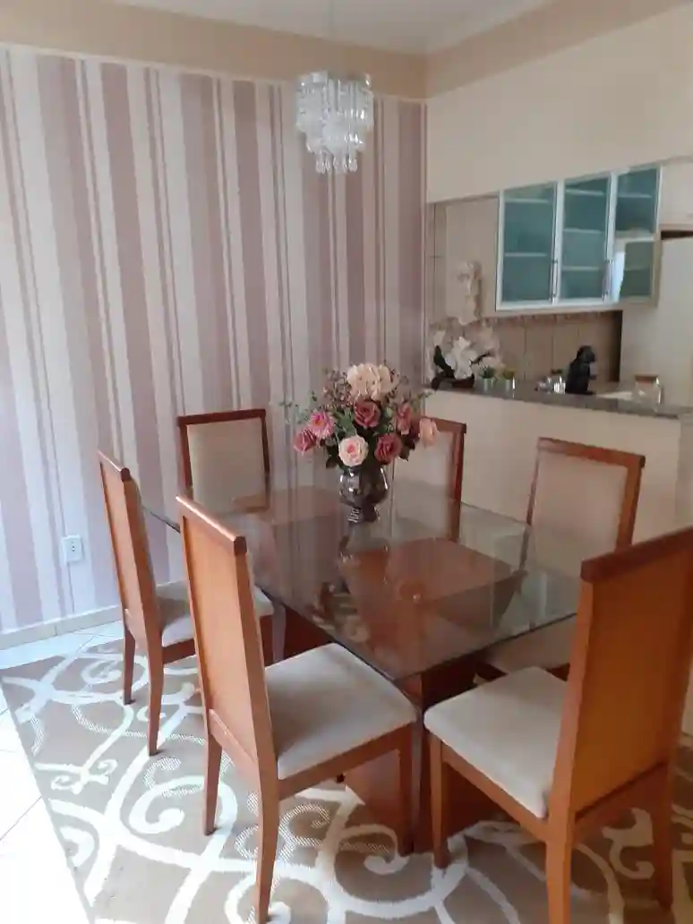 Casa com 3 quartos à venda, 200m² — foto 13 de 14