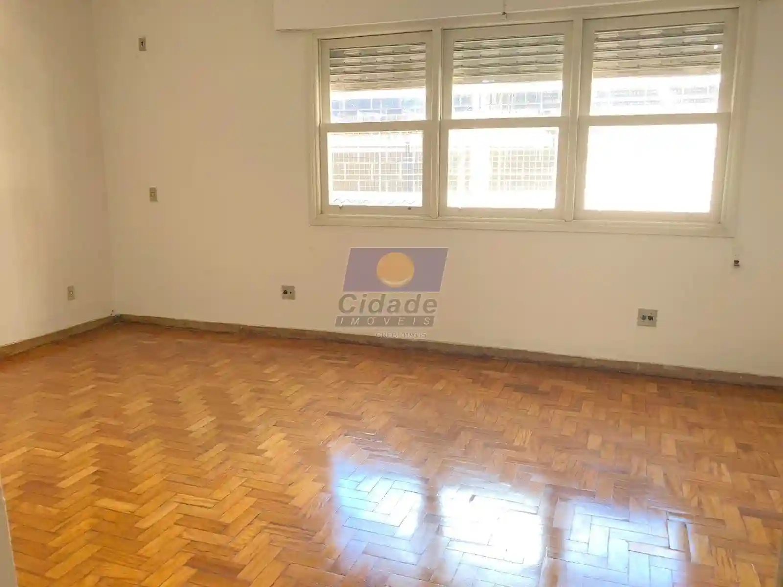 Imóvel Comercial com 5 quartos à venda, 294m² — foto 8 de 16