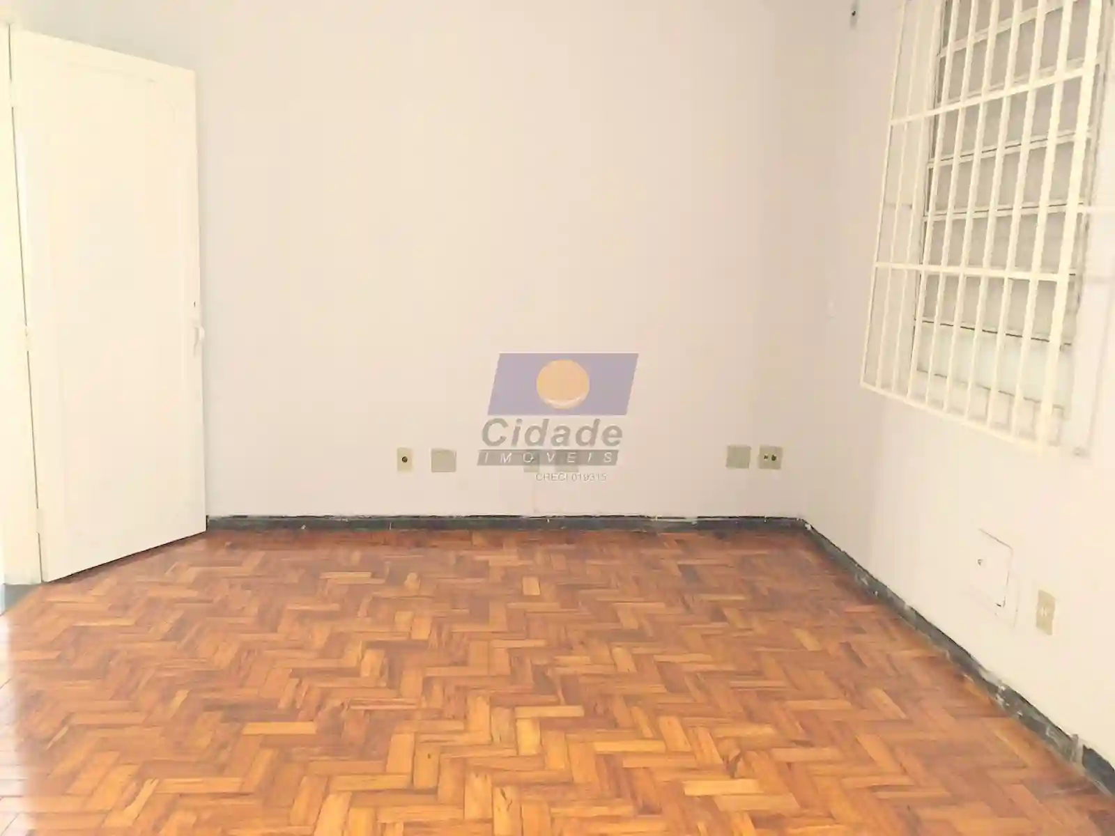 Imóvel Comercial com 5 quartos à venda, 294m² — foto 7 de 16