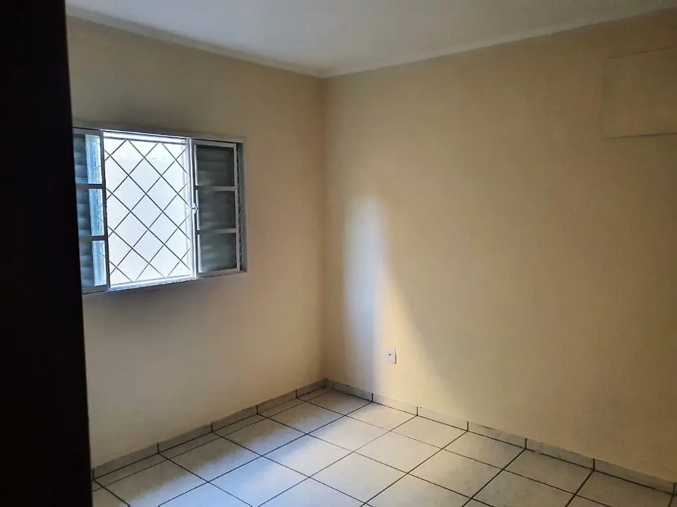 Casa à venda — foto 3 de 7