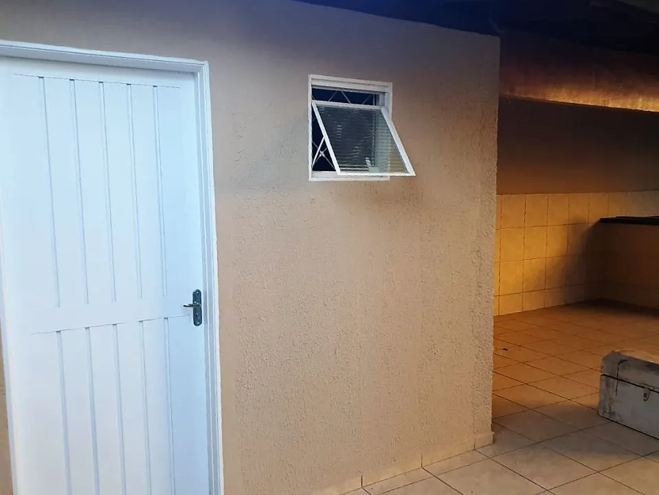 Casa à venda — foto 4 de 7