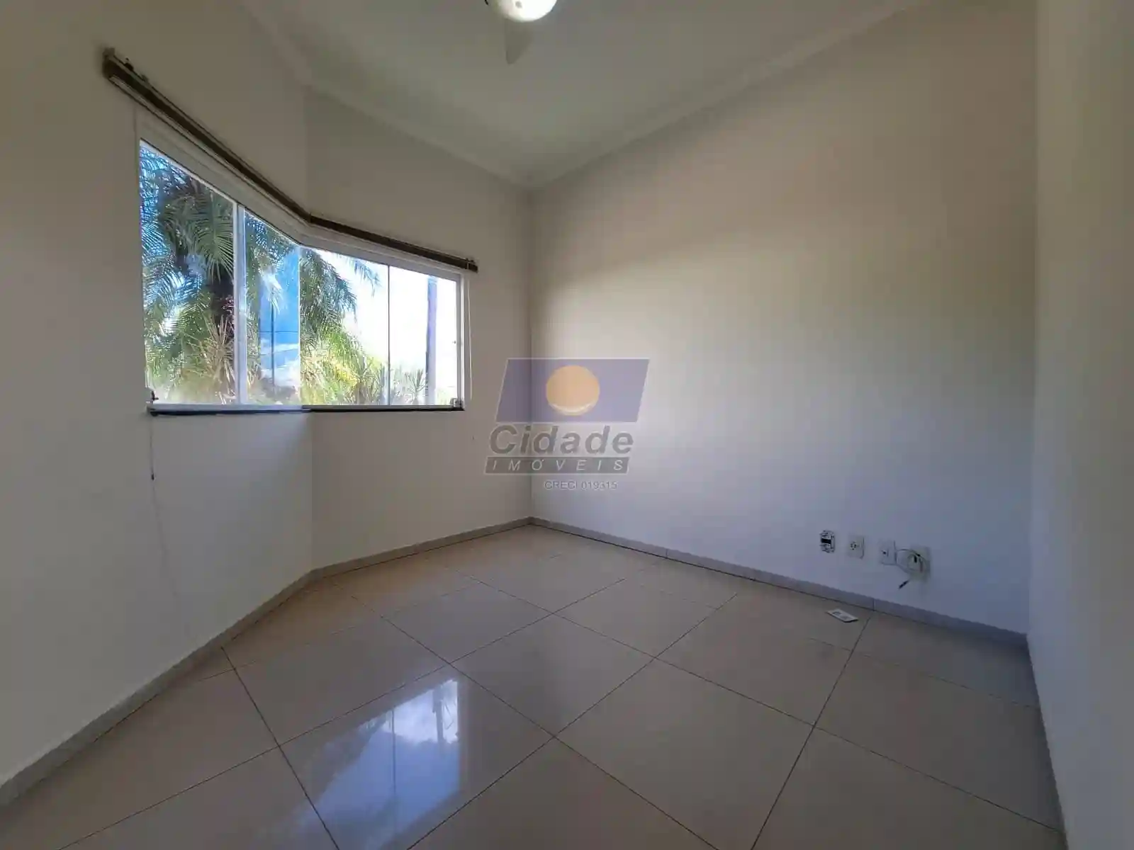 Casa de Condomínio com 3 quartos à venda, 207m² — foto 6 de 28