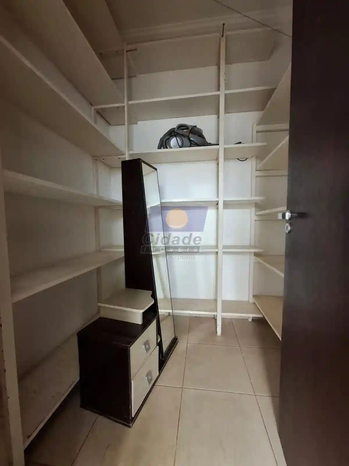 Casa de Condomínio com 3 quartos à venda, 207m² — foto 22 de 28