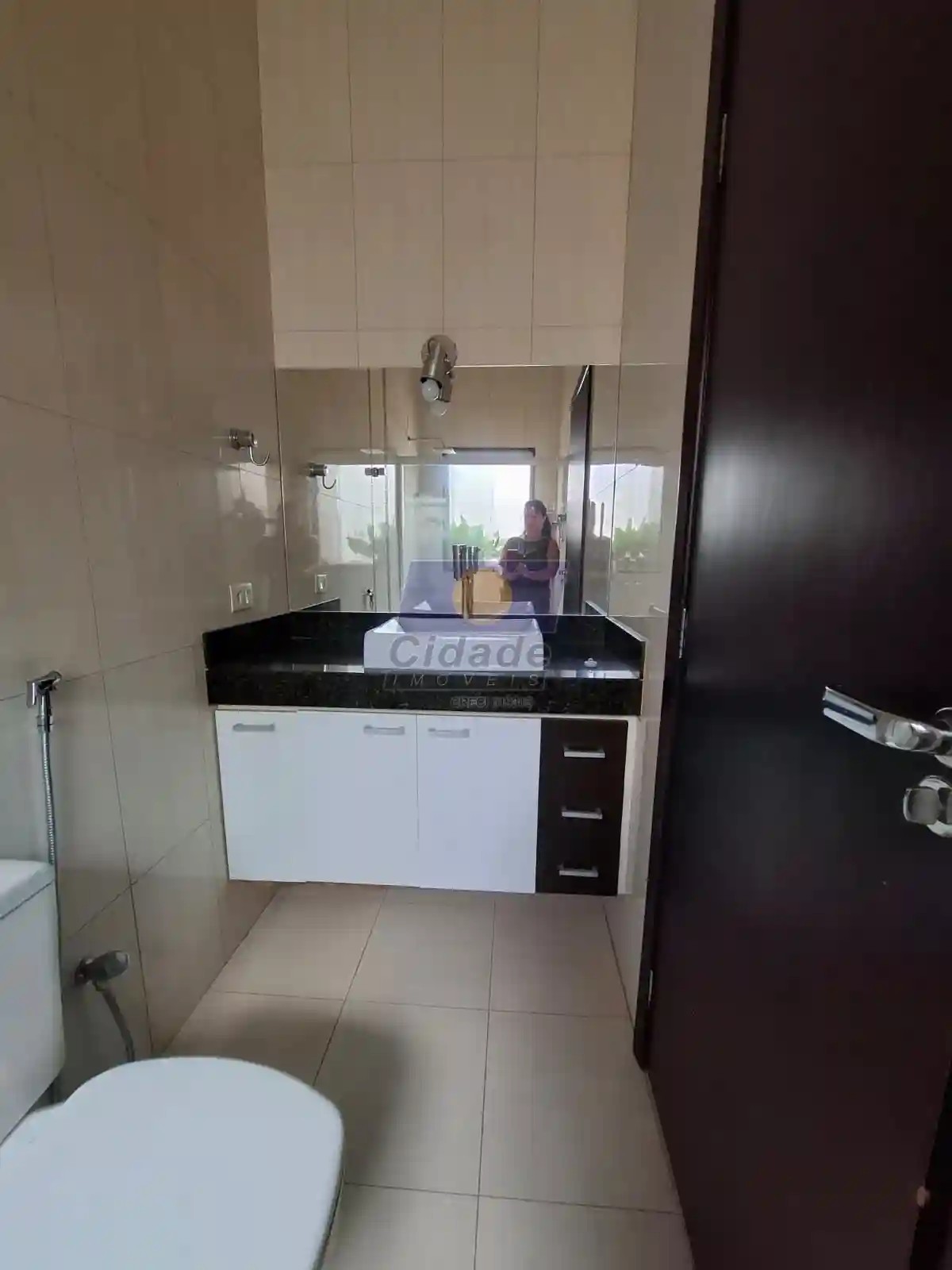 Casa de Condomínio com 3 quartos à venda, 207m² — foto 18 de 28