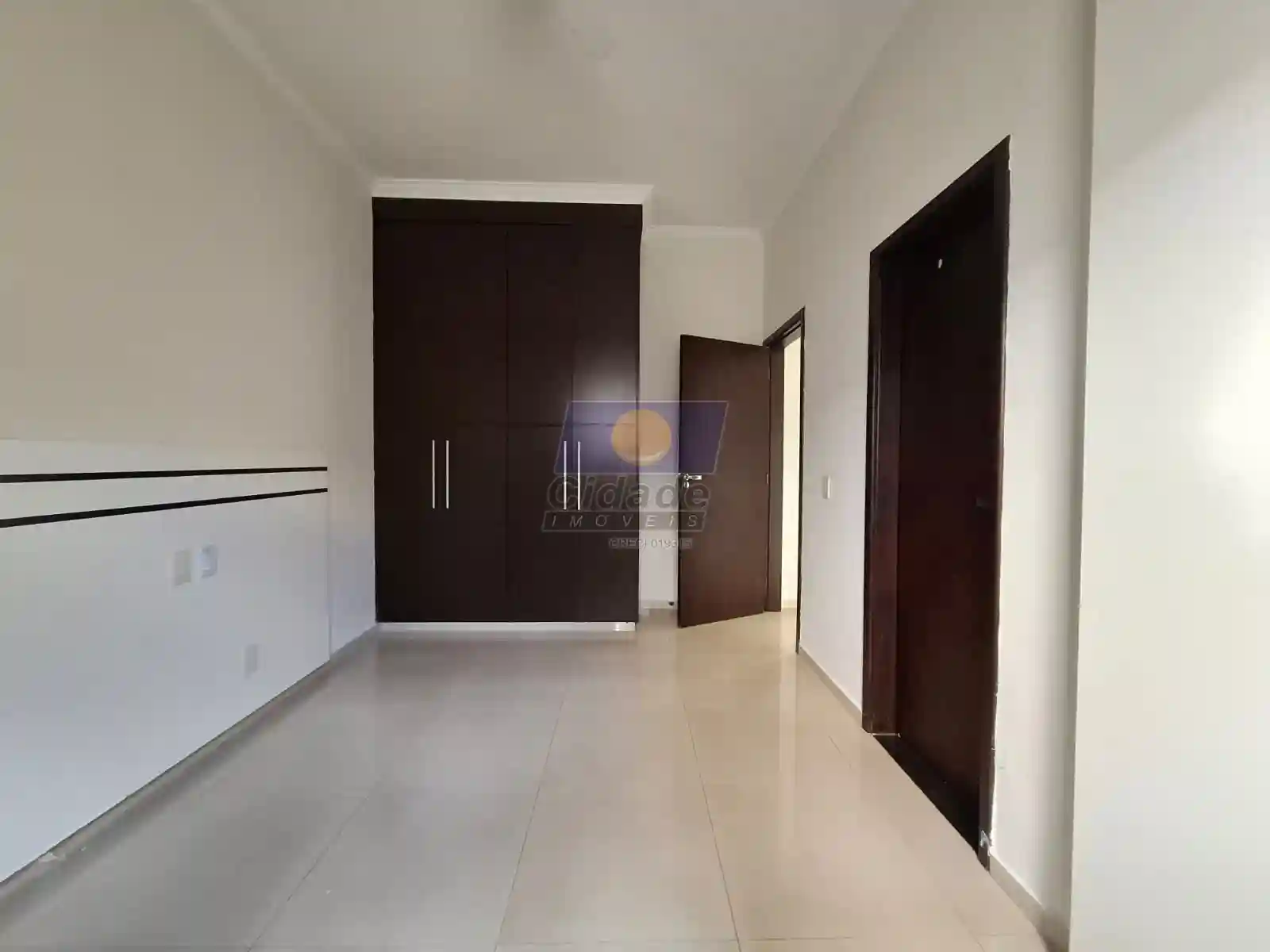 Casa de Condomínio com 3 quartos à venda, 207m² — foto 9 de 28