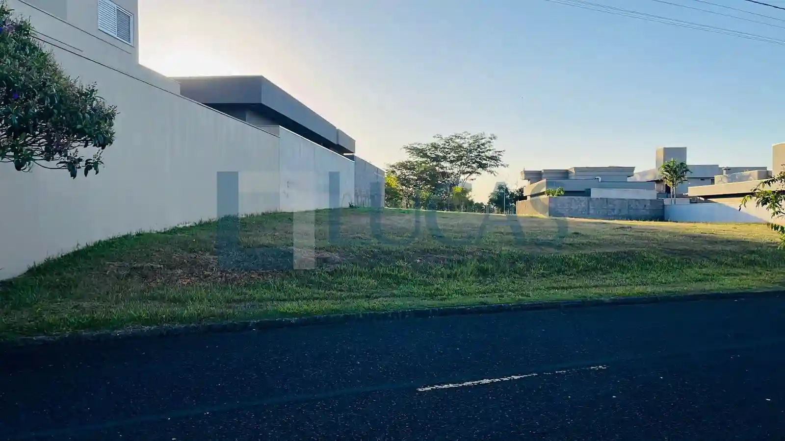 Terreno / Lote / Condomínio  à venda, 552m² — foto 1 de 1