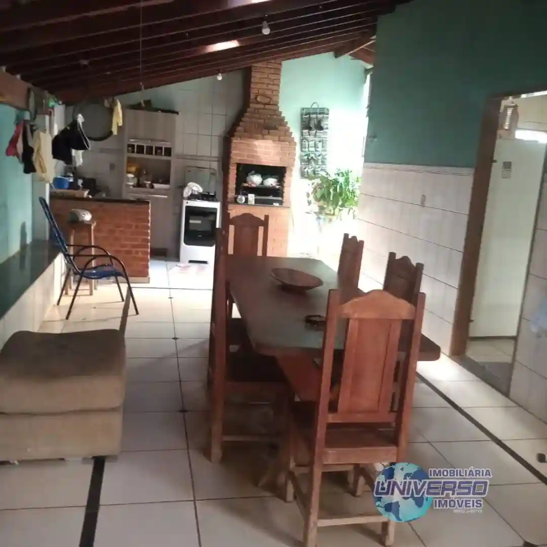Casa com 3 quartos à venda, 130m² — foto 8 de 9