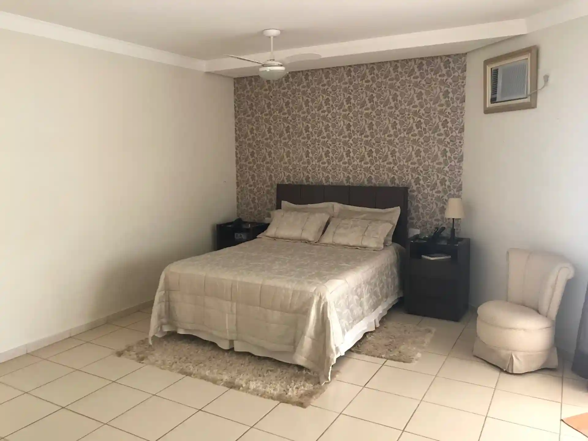 Casa de Condomínio com 3 quartos à venda, 353m² — foto 15 de 25