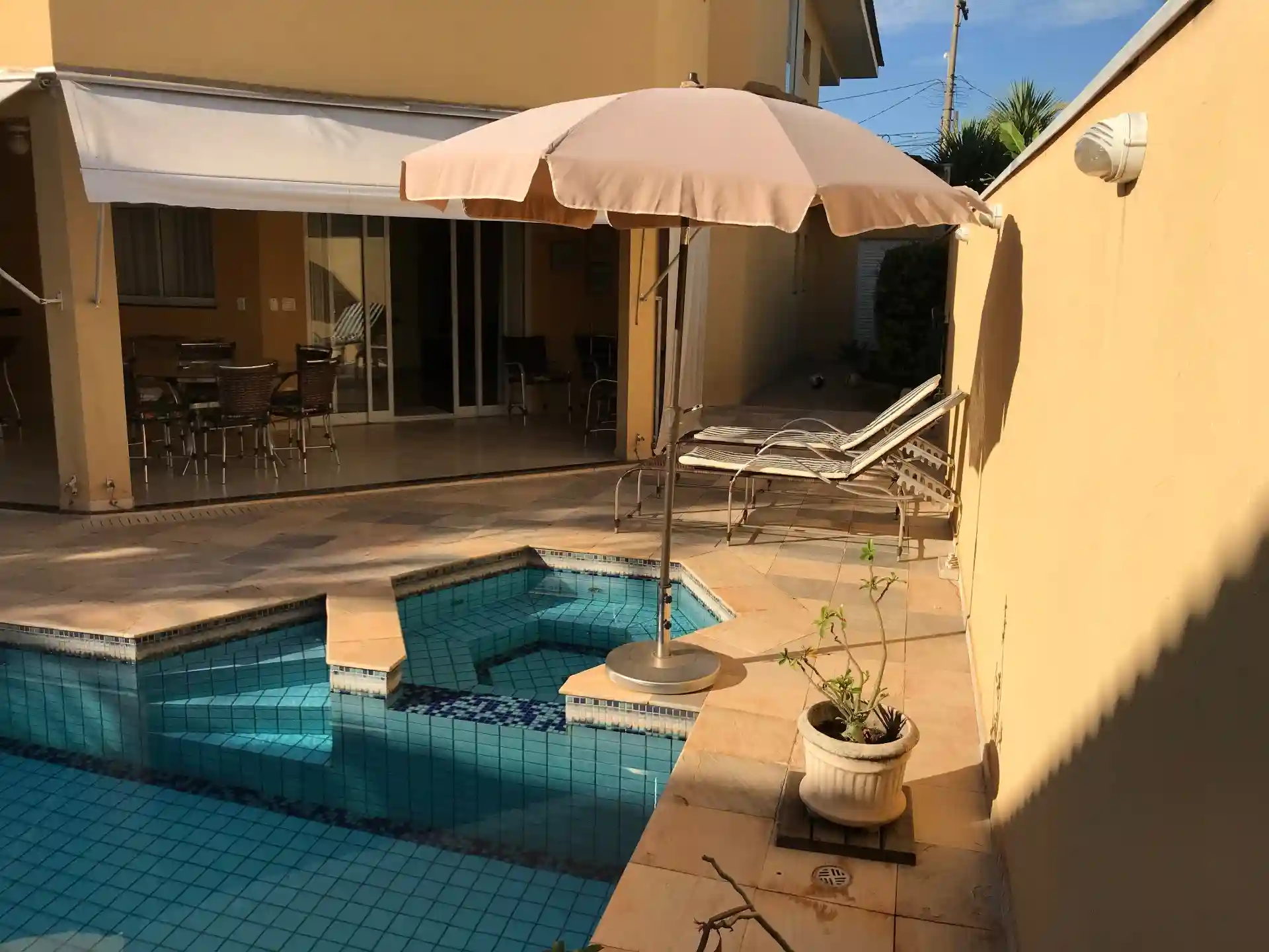 Casa de Condomínio com 3 quartos à venda, 353m² — foto 4 de 25