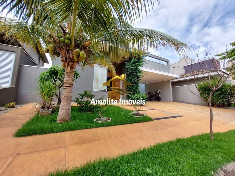 Casa de Condomínio com 3 quartos à venda, 234m² — foto 1 de 36
