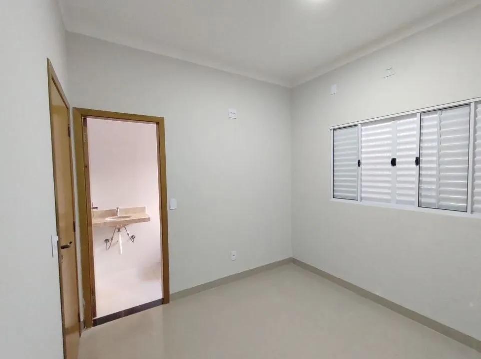 Casa de Condomínio à venda — foto 2 de 4