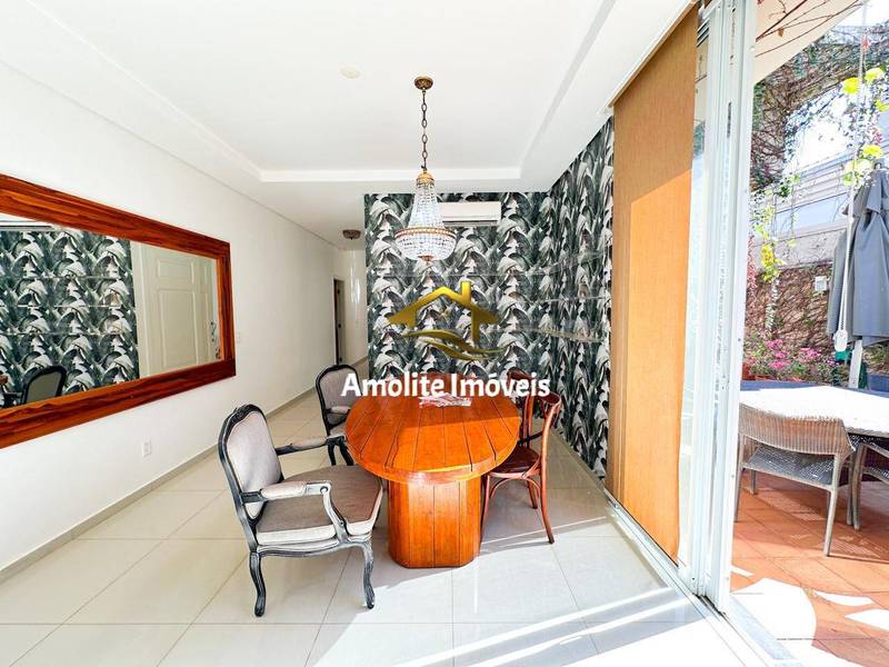 Casa de Condomínio com 3 quartos à venda, 260m² — foto 12 de 50