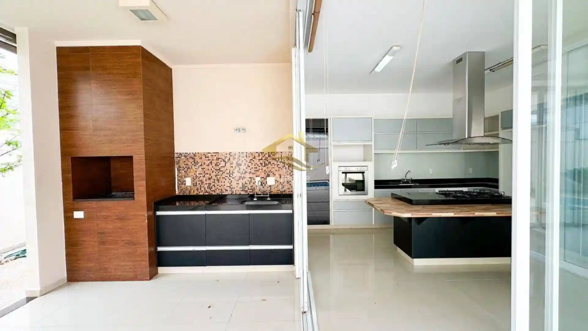 Casa de Condomínio com 3 quartos à venda, 260m² — foto 44 de 50