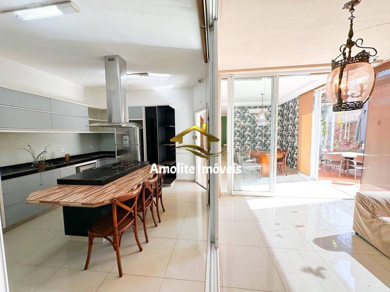 Casa de Condomínio com 3 quartos à venda, 260m² — foto 21 de 50