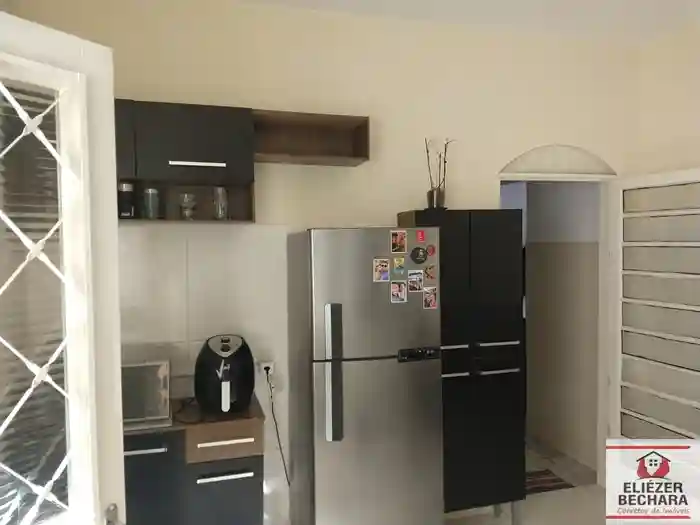 Casa à venda — foto 8 de 25