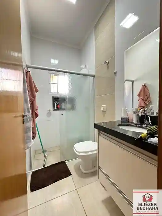 Casa com 3 quartos à venda, 184m² — foto 13 de 22