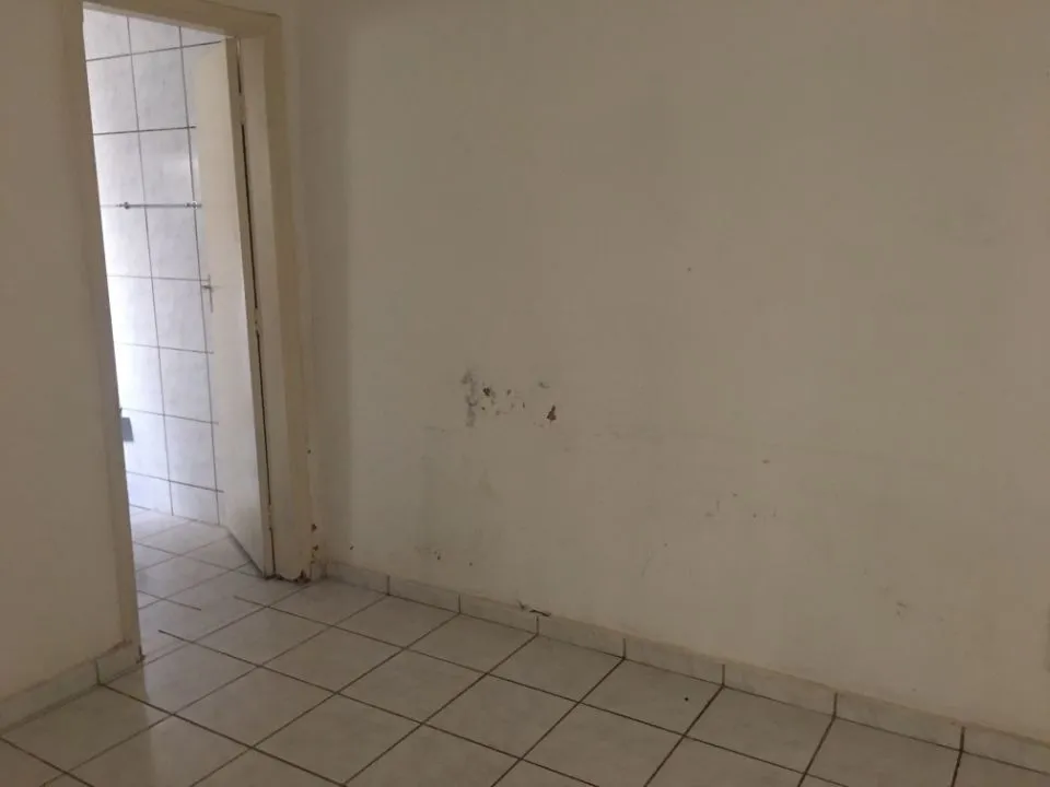 Casa de Vila à venda — foto 1 de 14