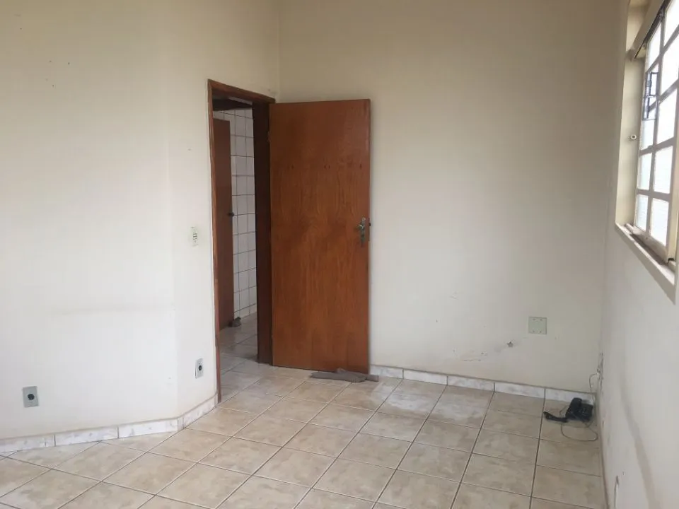 Casa de Vila à venda — foto 2 de 14